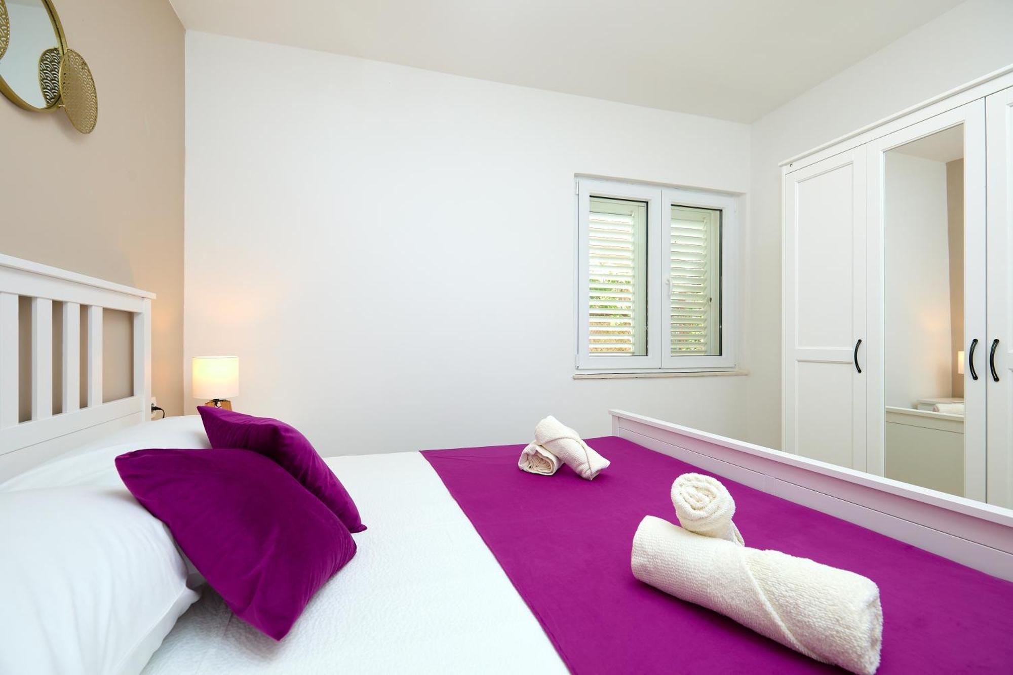 Golden Rose - Walking Distance 1 Km From Old Town Appartamento *