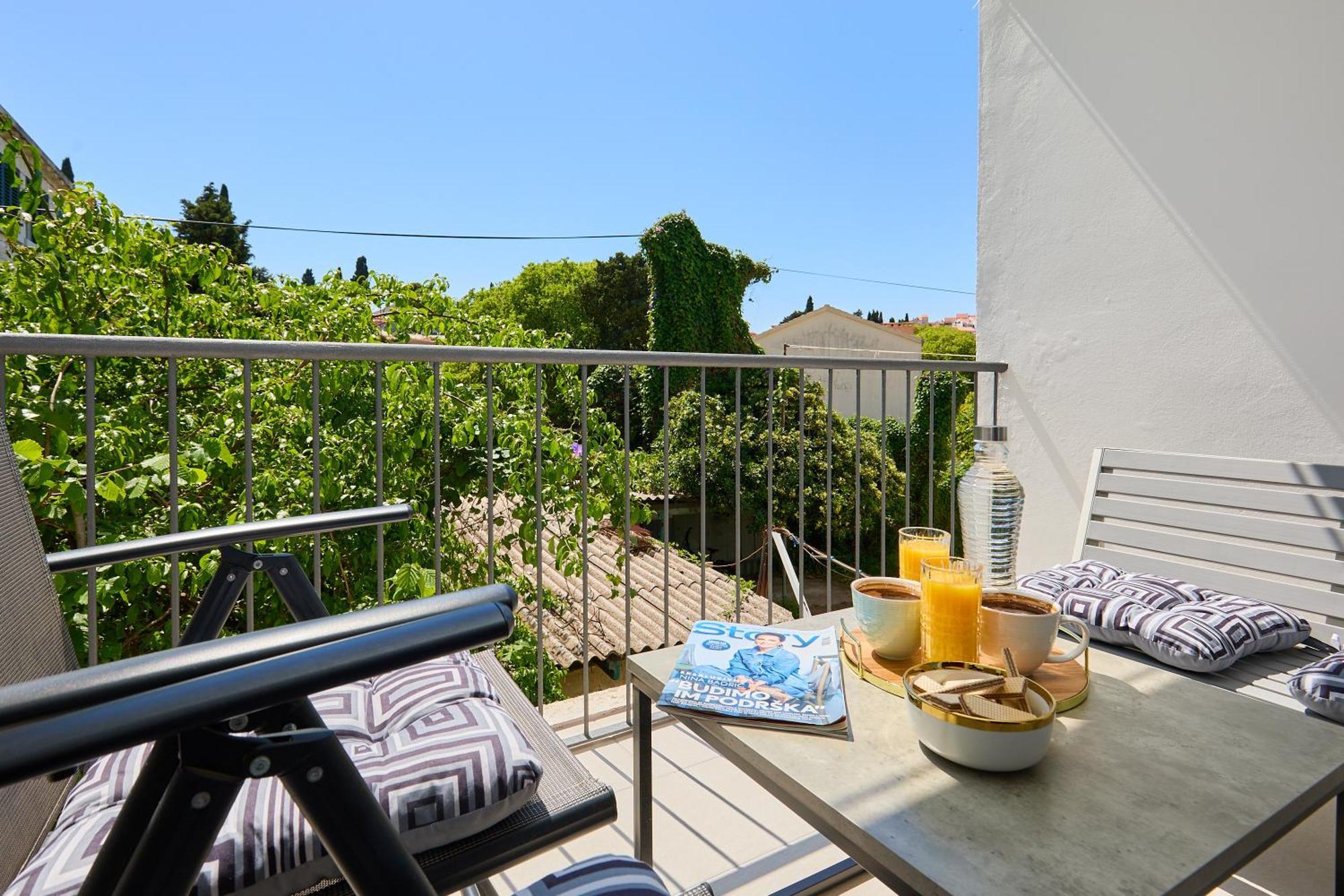 Appartamento Golden Rose - Walking Distance 1 Km From Old Town *