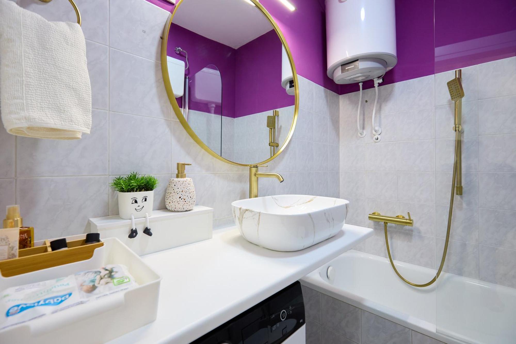Golden Rose - Walking Distance 1 Km From Old Town Apartment *